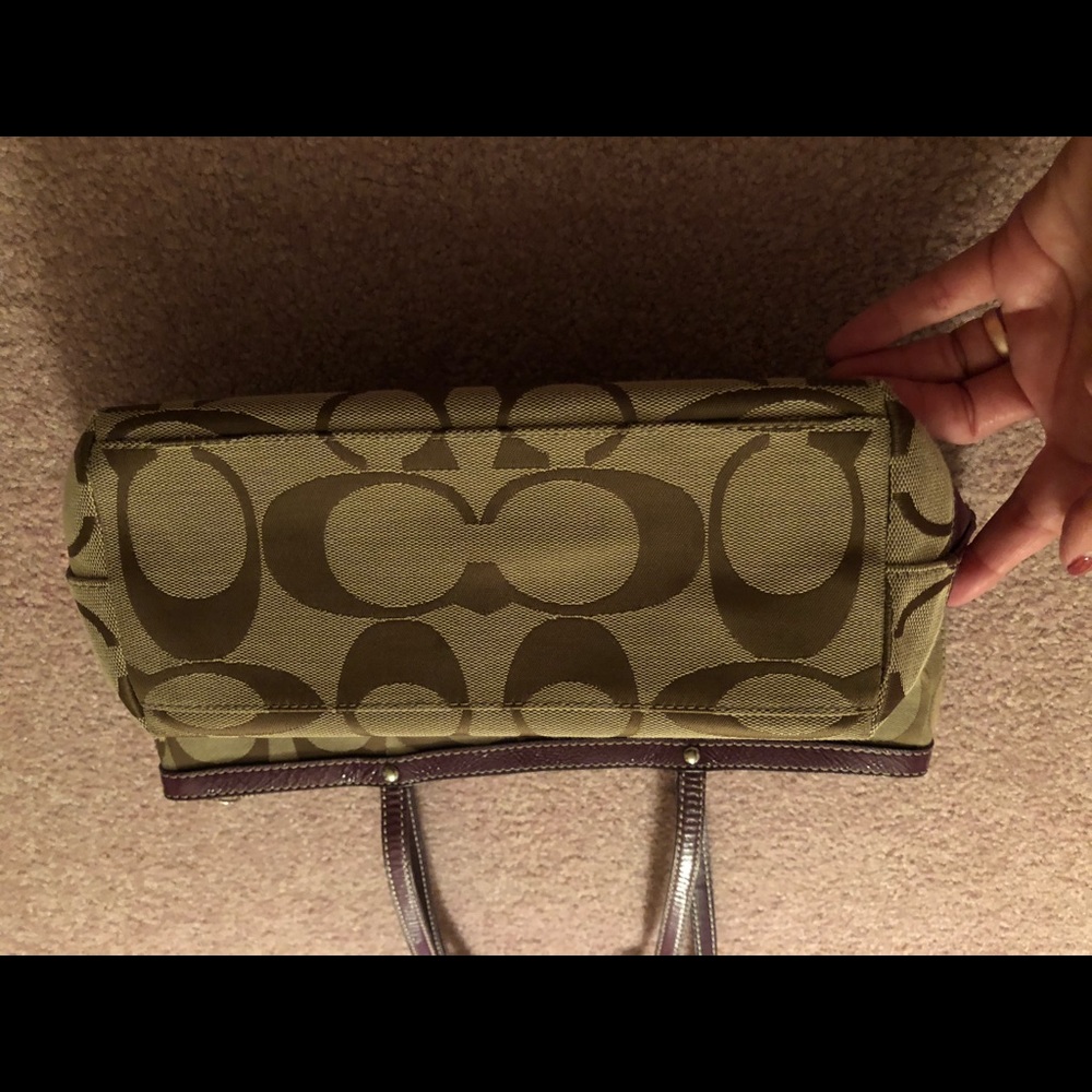 Coach Handbag - Picture 3 of 5